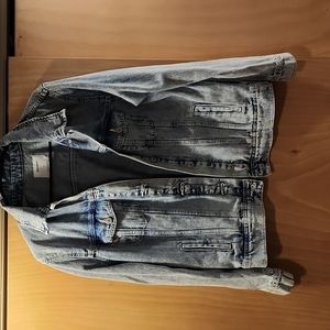 Old navy American flag jean jacket. Blue size large.